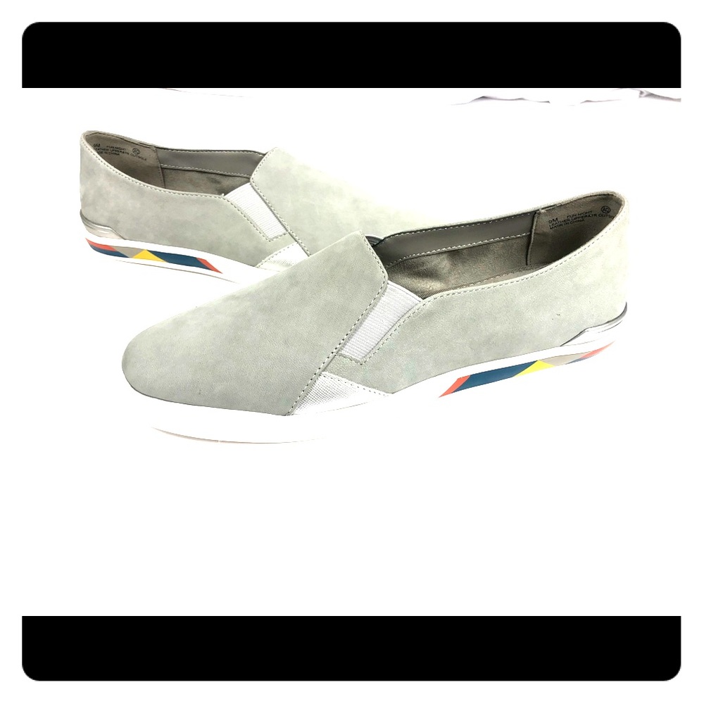 STREET RETRO SZ 9 suede Aerosoles NWT